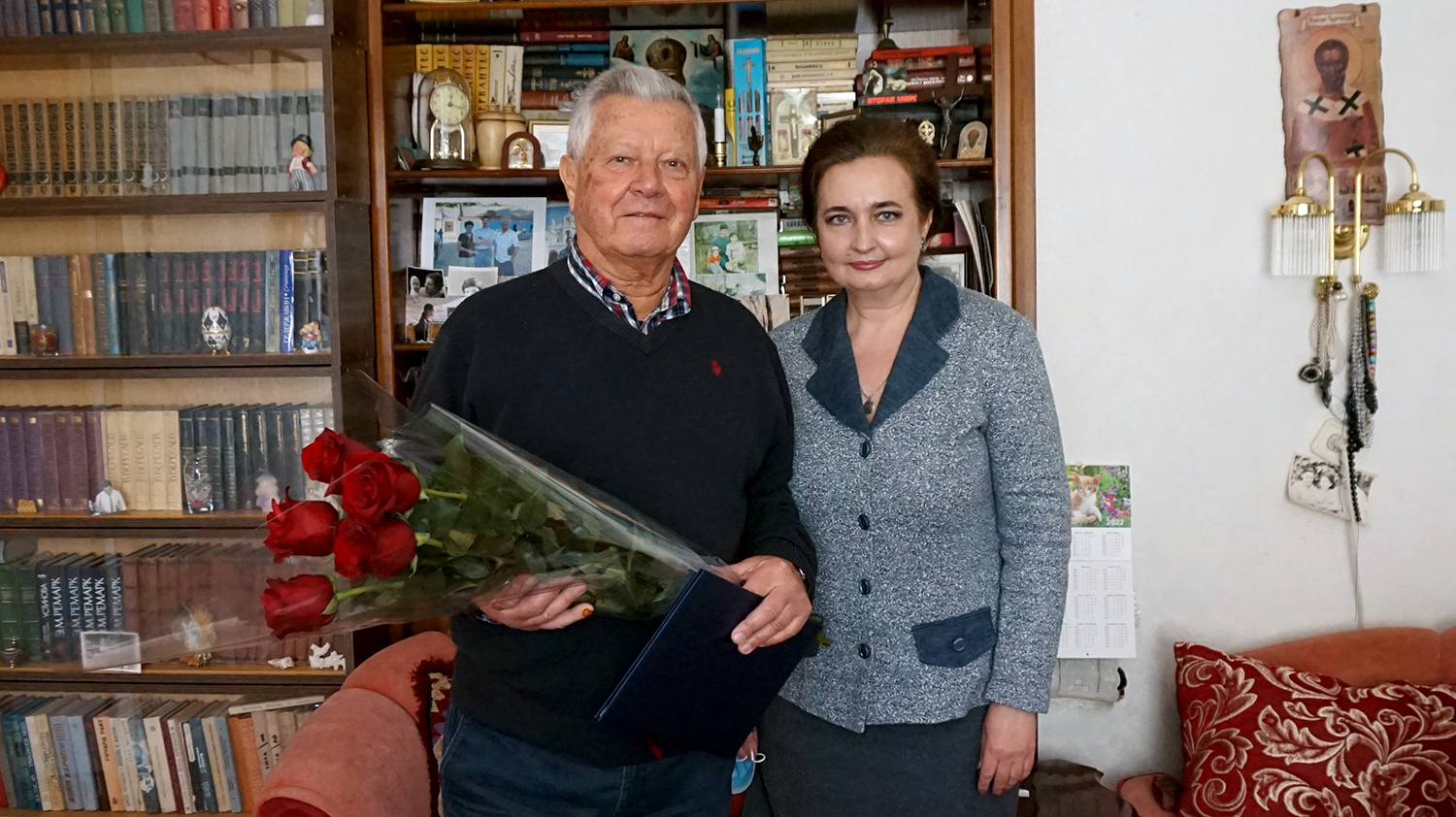 Почетного гражданина Таганрога Юрия Ларина поздравили с юбилеем