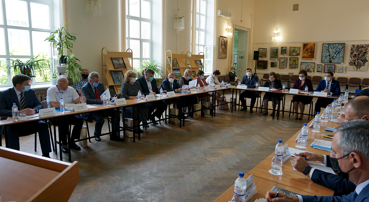 Палата представительных органов СМО РО провела заседание в Таганроге
