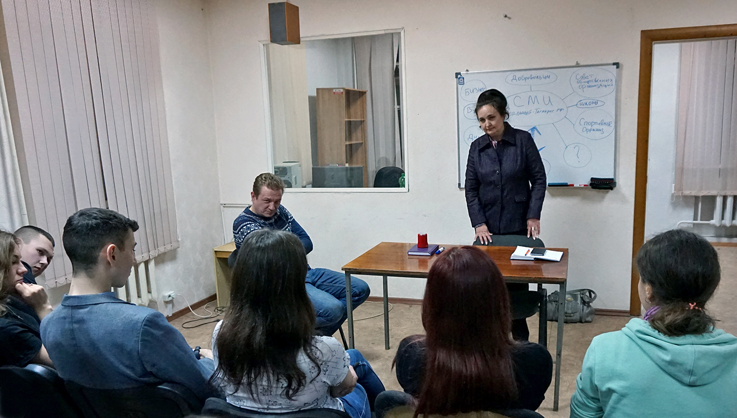 Инна Титаренко провела встречу с молодежью