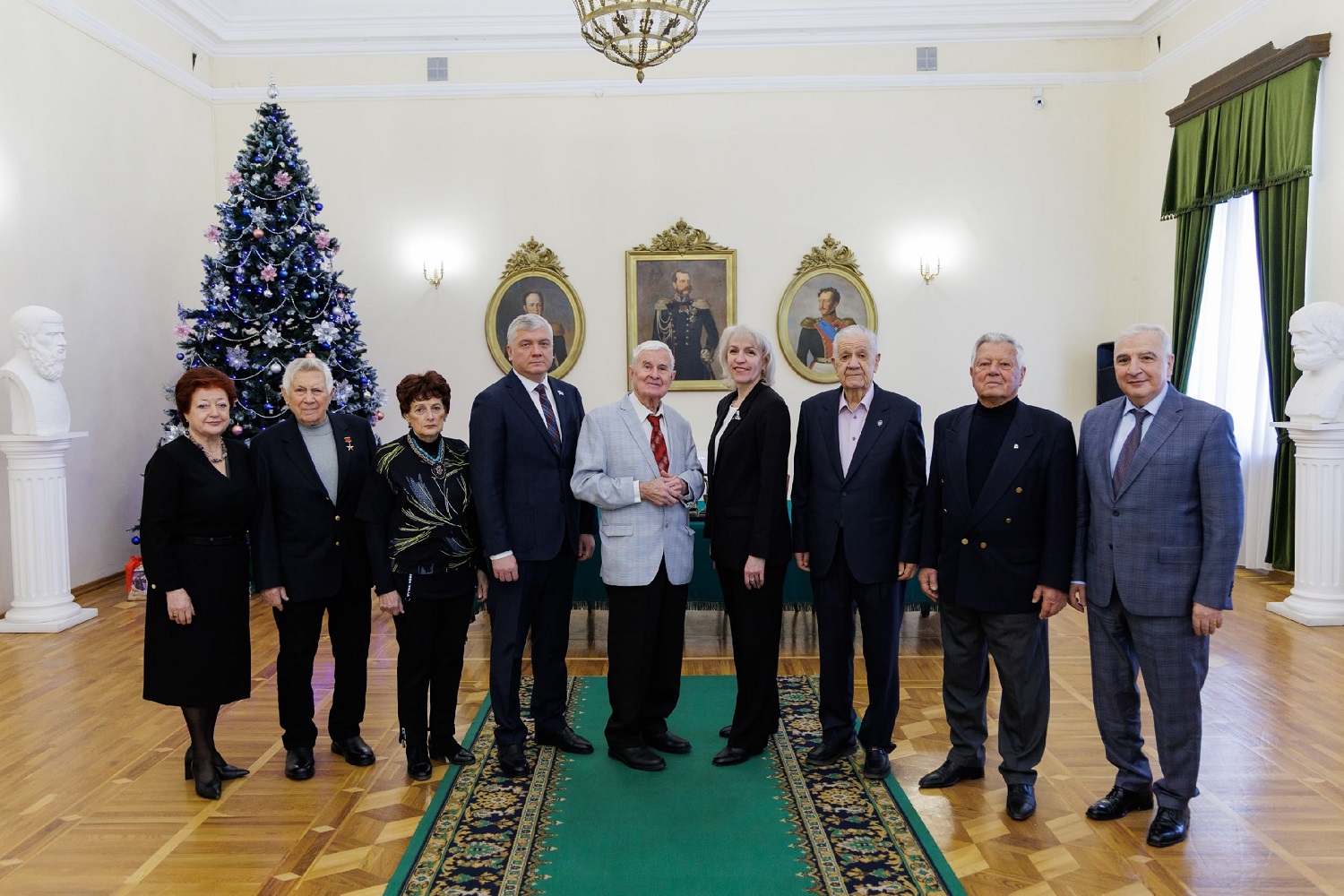 Уважая заслуги прошлого